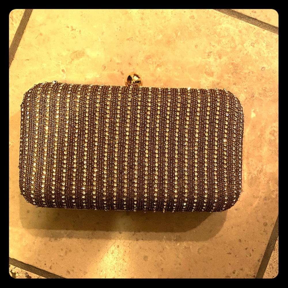 Moyna crystal clutch
